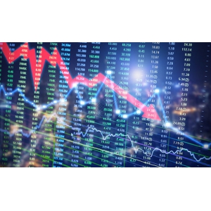 A股期指同步国际市场，早盘走出低迷行情：一场意料之中的“连锁反应”