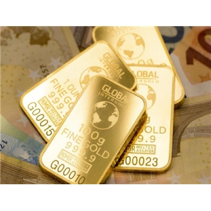 (贵金属期货直播间)国际黄金期货价格突破每盎司4500美元