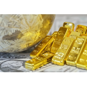 黄金期货直播间-瑞银、中金齐调高目标价！黄金明年将挑战5000美元新高？